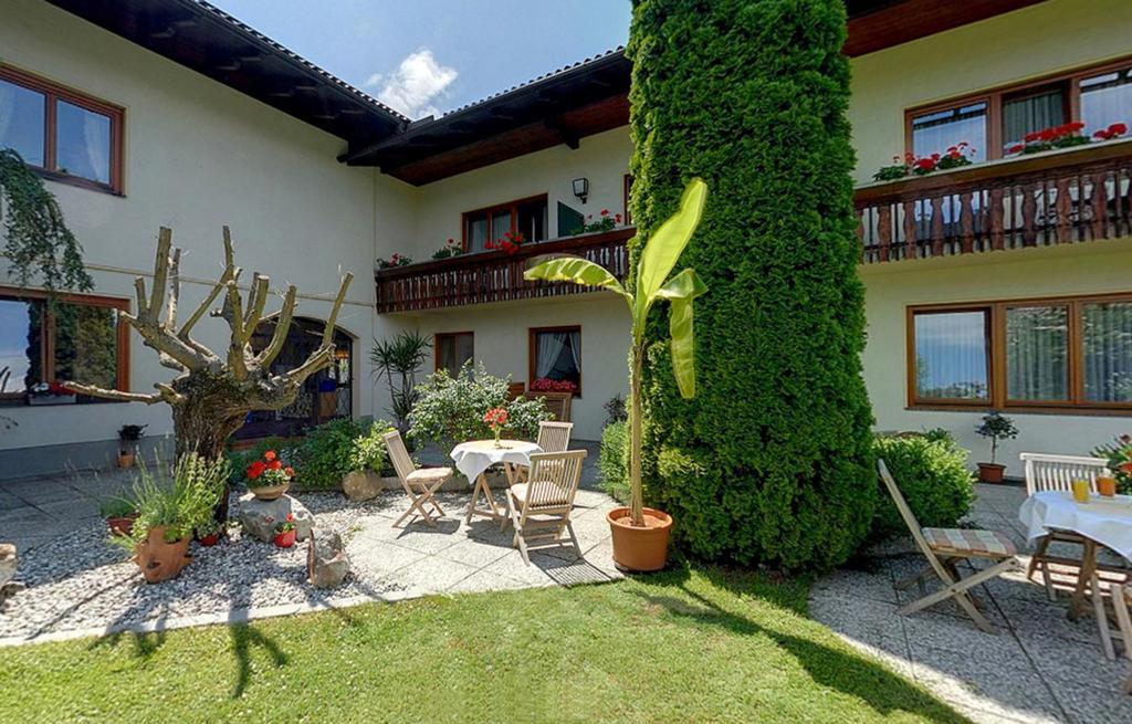 Beautyfarm Landhaus Servus Velden am Wörthersee Eksteriør billede