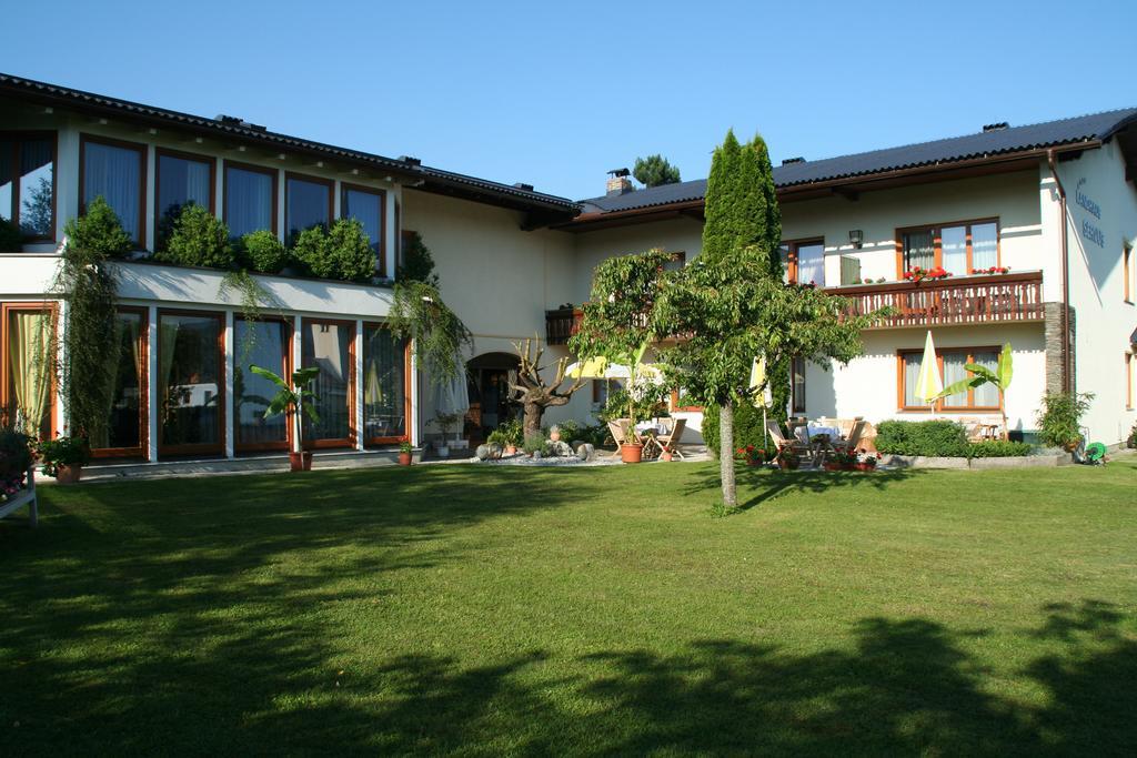 Beautyfarm Landhaus Servus Velden am Wörthersee Eksteriør billede